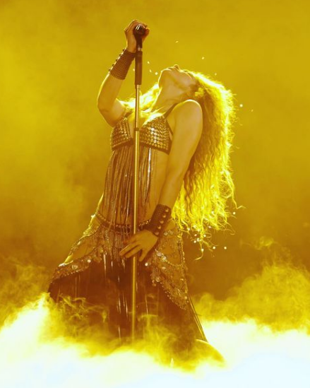 shakira tour
